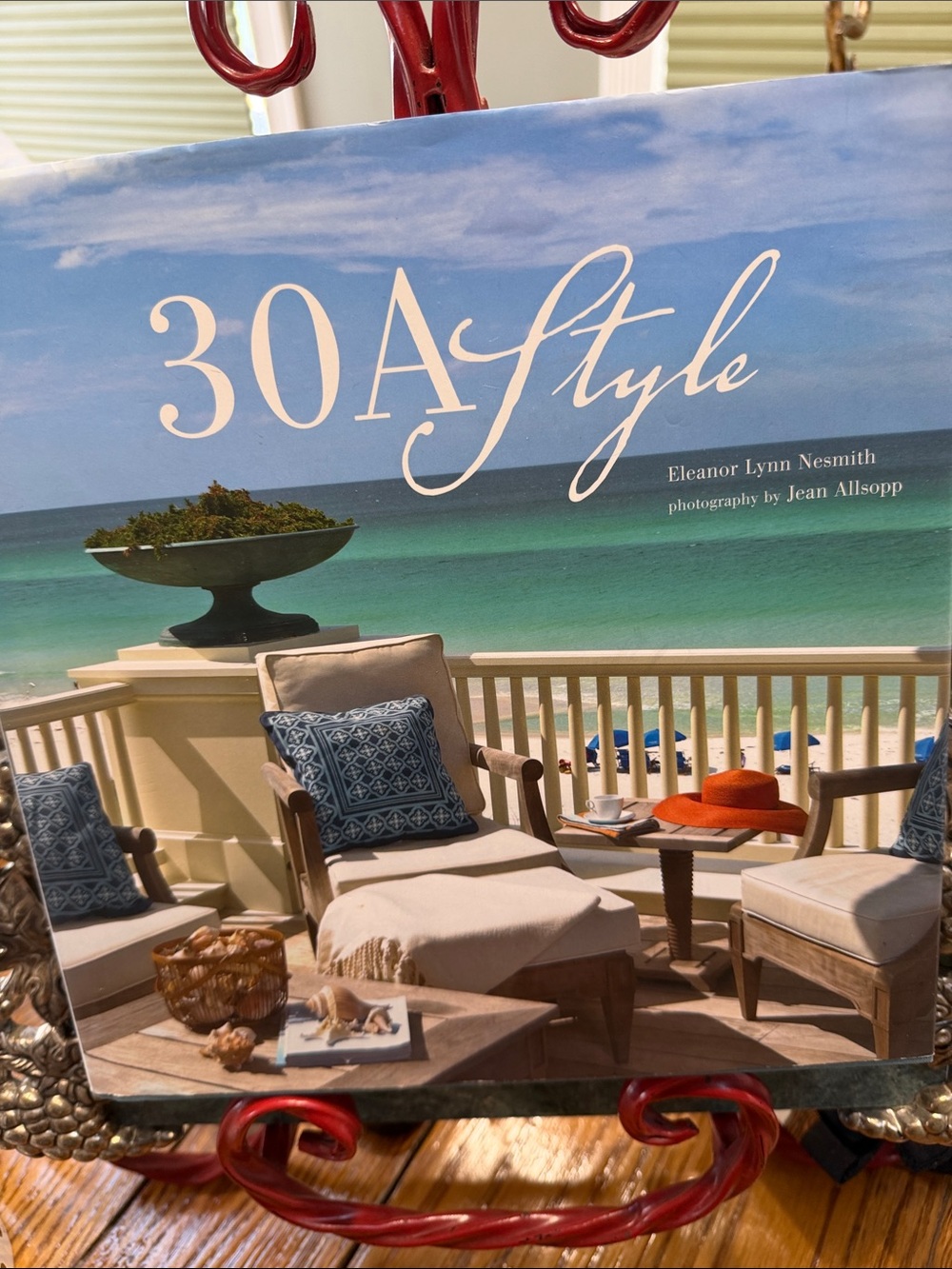 30A Style hardcover coffee table book.  Good condition.  Tear on dust cover.